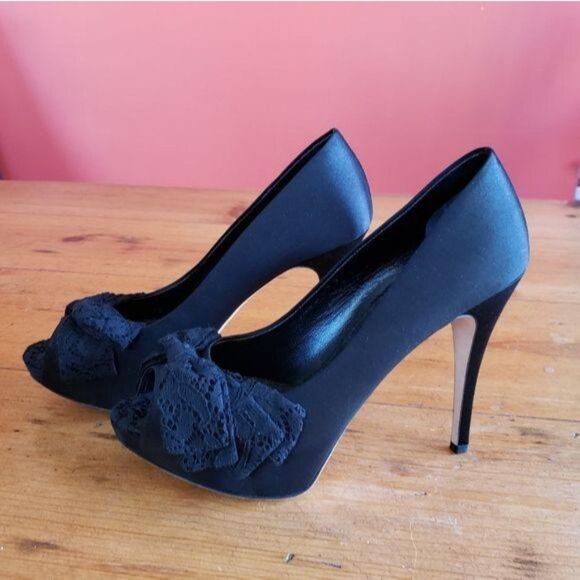 Dolce and Gabbana Satin Lace Bow Pump Black Platform Heels Peep Toe Size 39 - Picture 2 of 8
